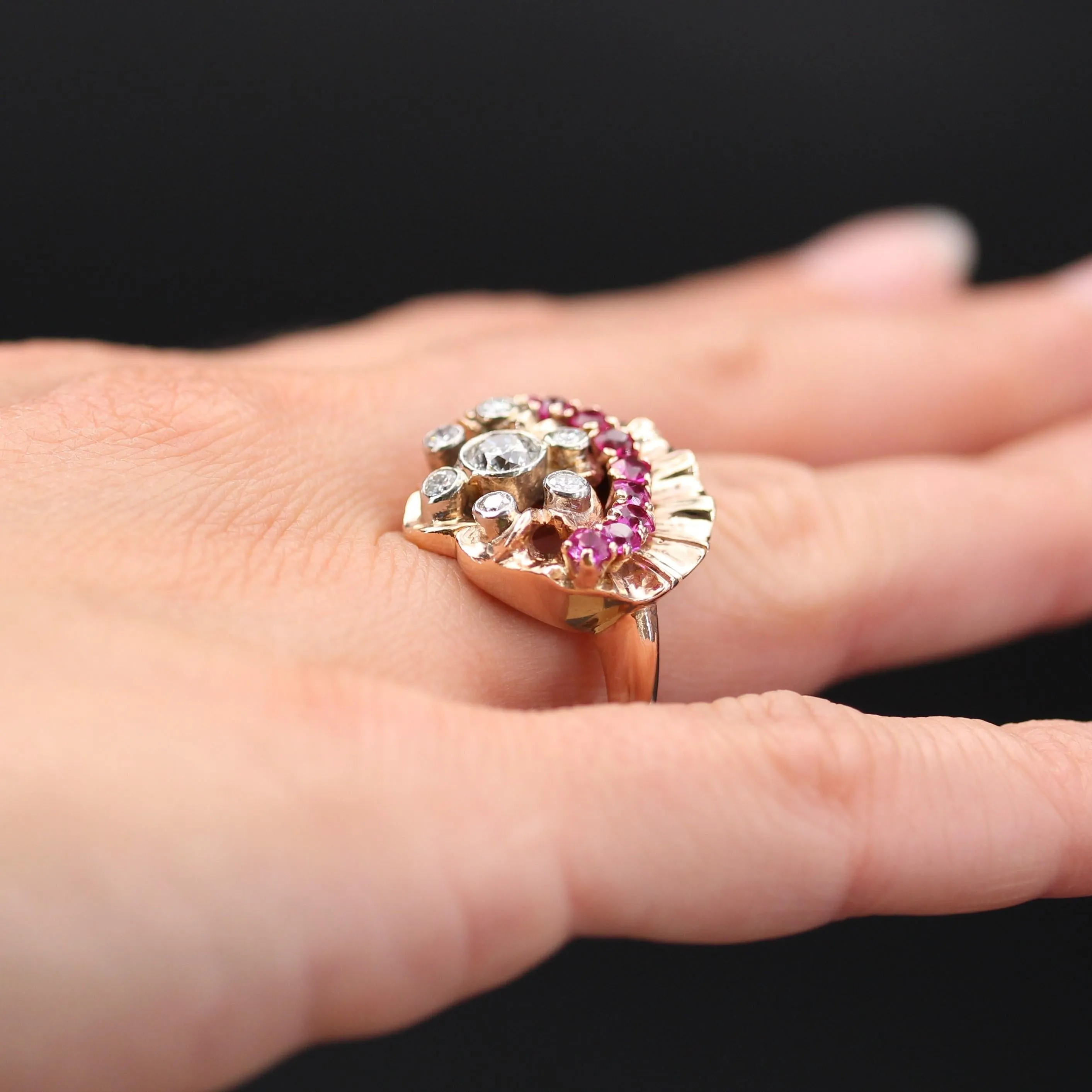 1940s Retro Rubis Diamonds 14 Karat Rose Gold Ring