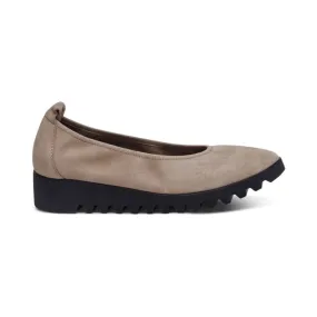 Aetrex Women's Brianna Ballet Flat Taupe