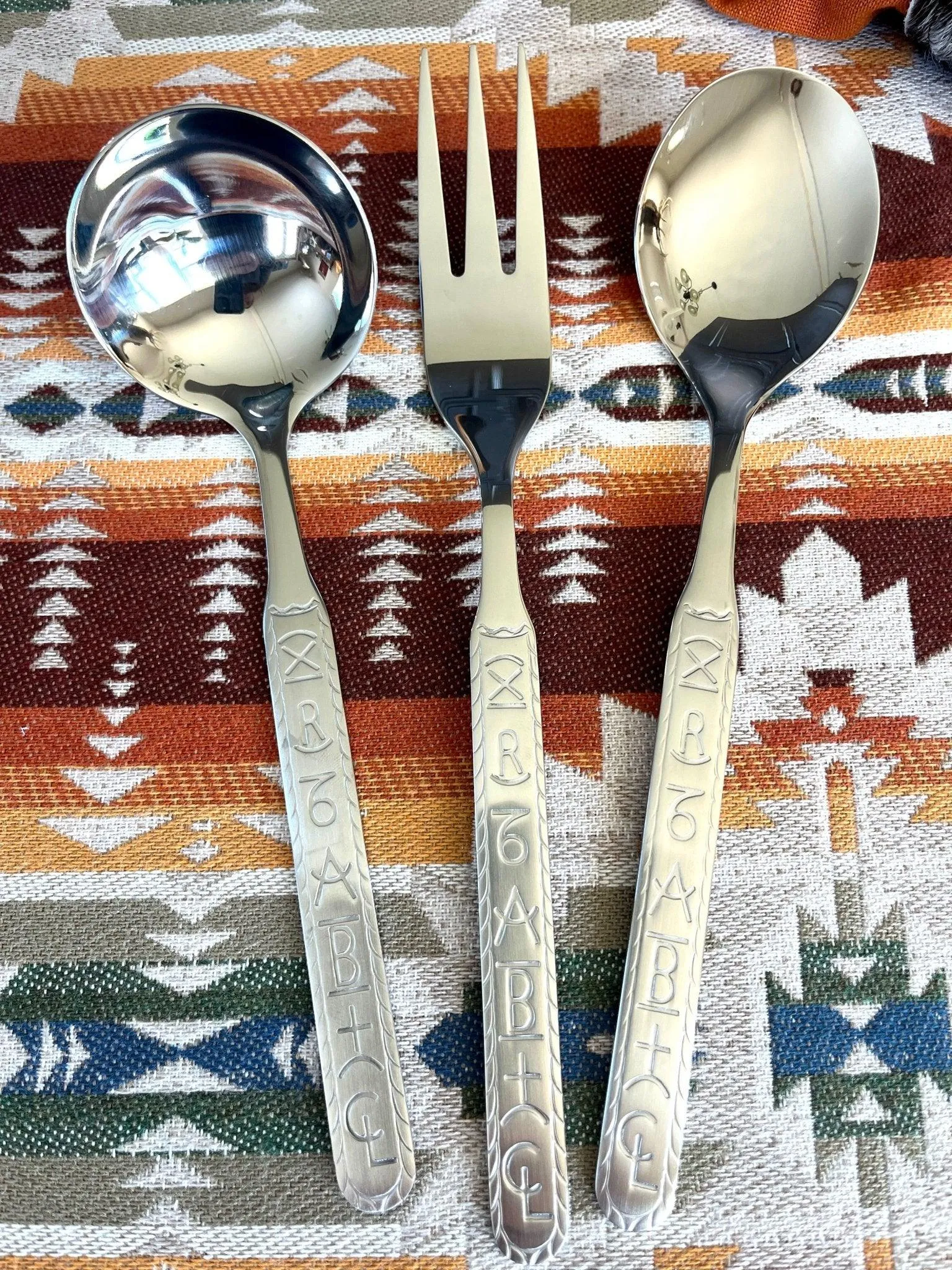 Branded Western Serving Set