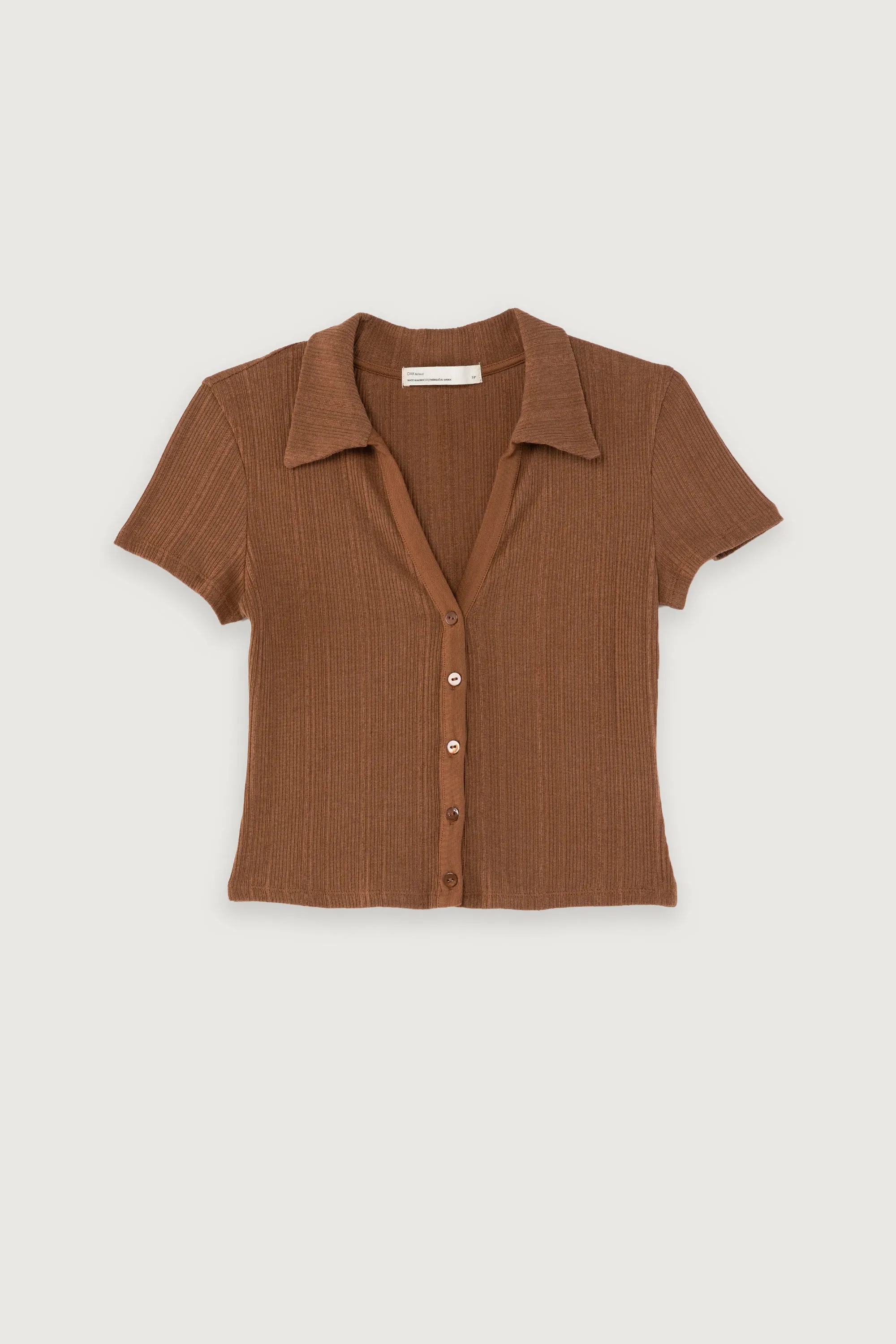 COLLARED BUTTON FRONT TOP