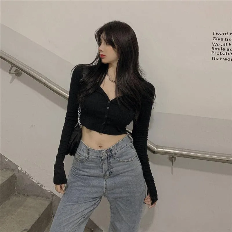 Extra Long Sleeves Buttoned Crop Top