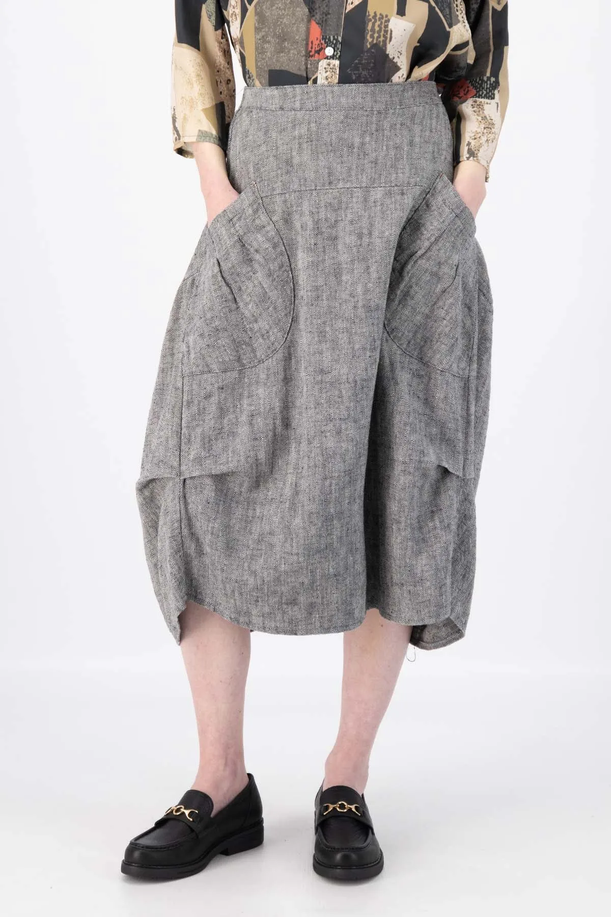 Milwaukee Panorama Skirt Black in Herringbone Linen