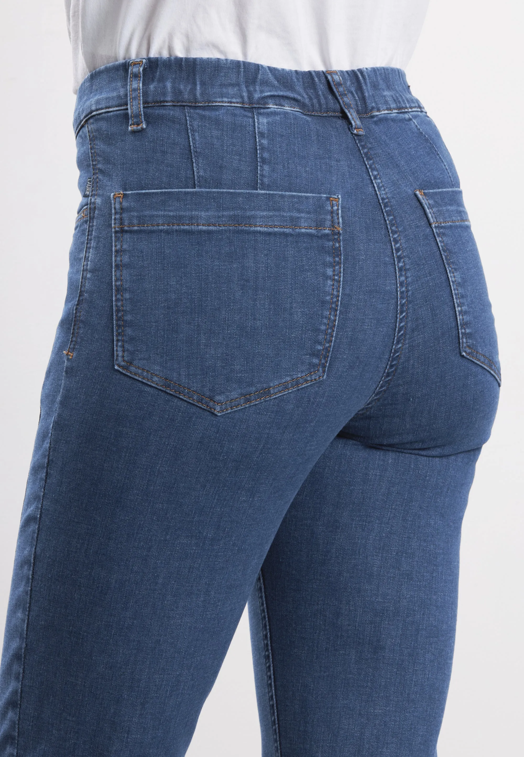 Piper Regular Crop - Blue Denim