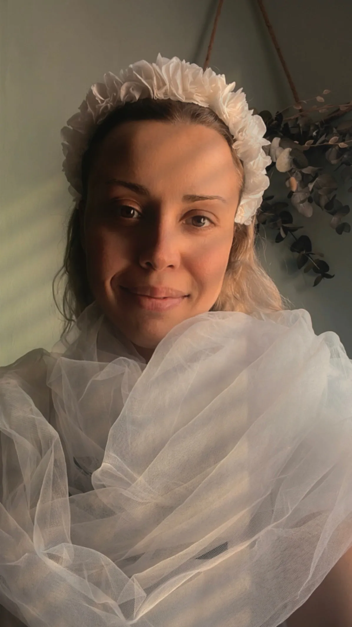 White Romantic Bridal Flower Headpiece